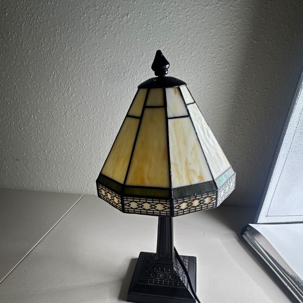 Tiffany Style Mission Stained Glass Table Lamp Cream Beige Hexagonal **UL Liste